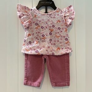 First Impressions - 0-3 months - Baby Girl Outfit